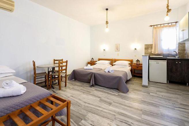Astoria Paros Apartment เนาซา ภายนอก รูปภาพ